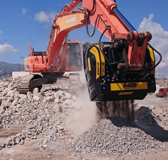 BF120.4 S4 Bucket Crusher