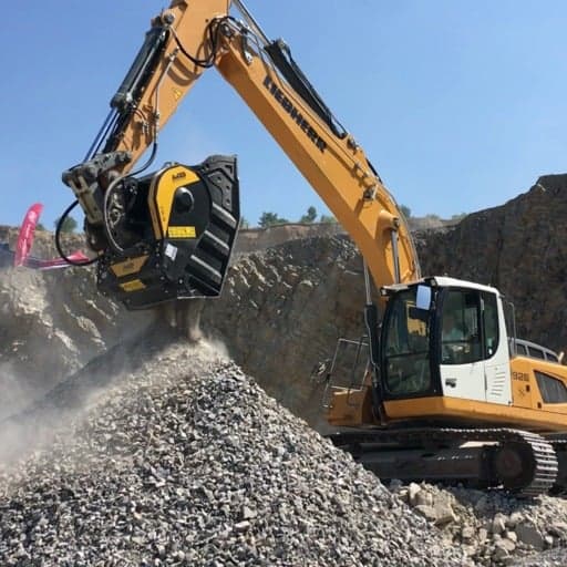 MB BF90.3 Bucket Crusher