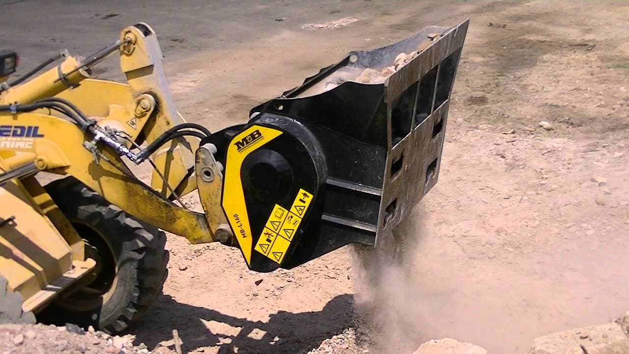 MB-L120 S2 Bucket Crusher