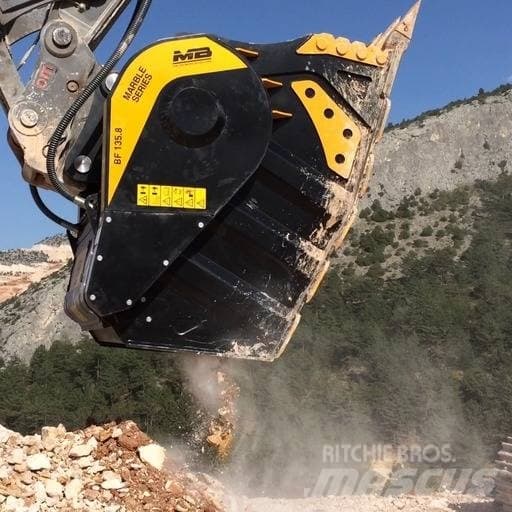 BF135.8 Bucket Crusher