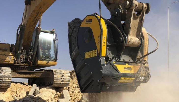 MB BF90.3 Bucket Crusher