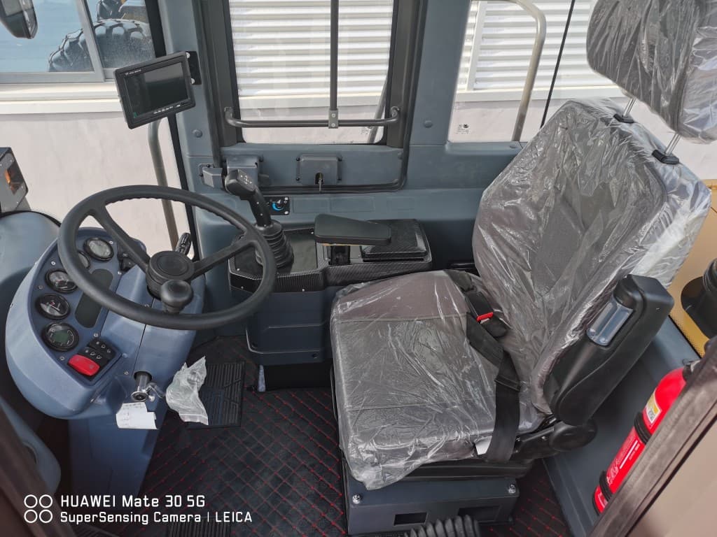 HZM 953 Front End Loader