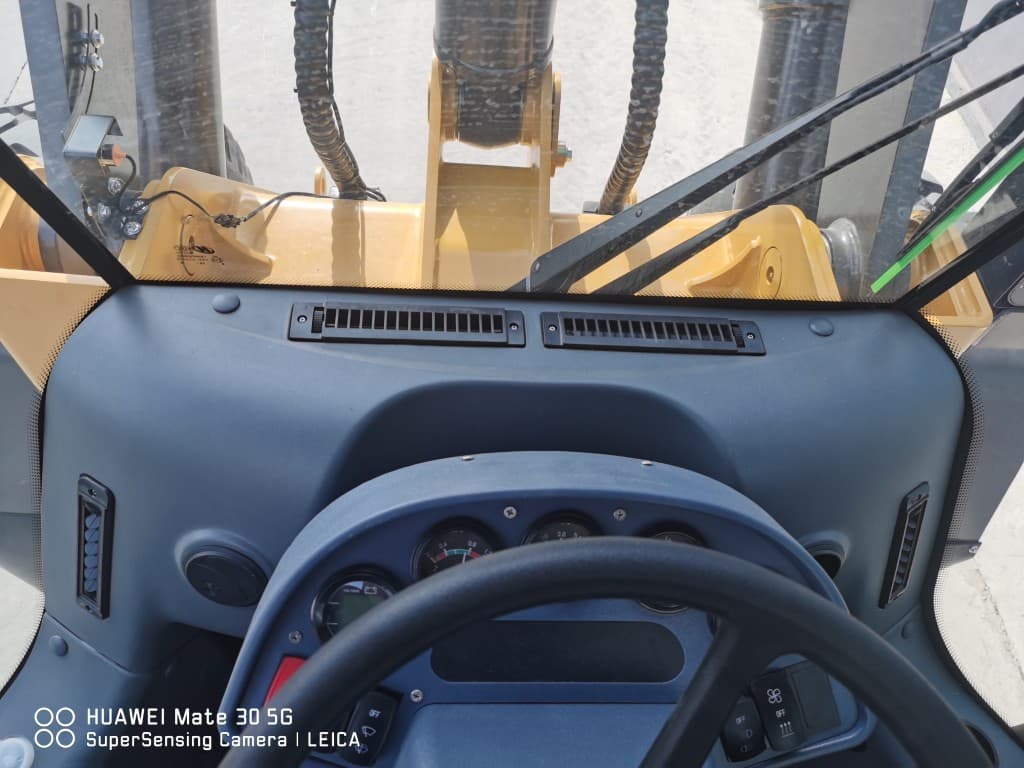 HZM 953 Front End Loader