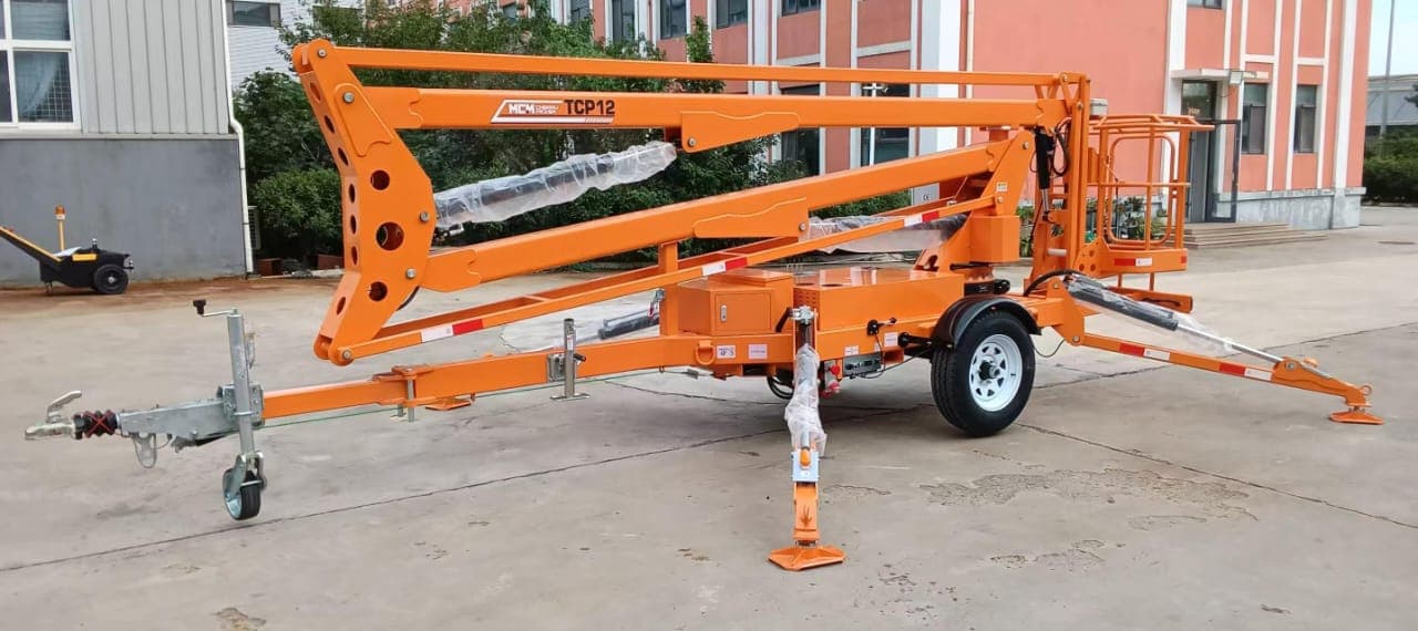 MCM TCP12 Cherry Picker