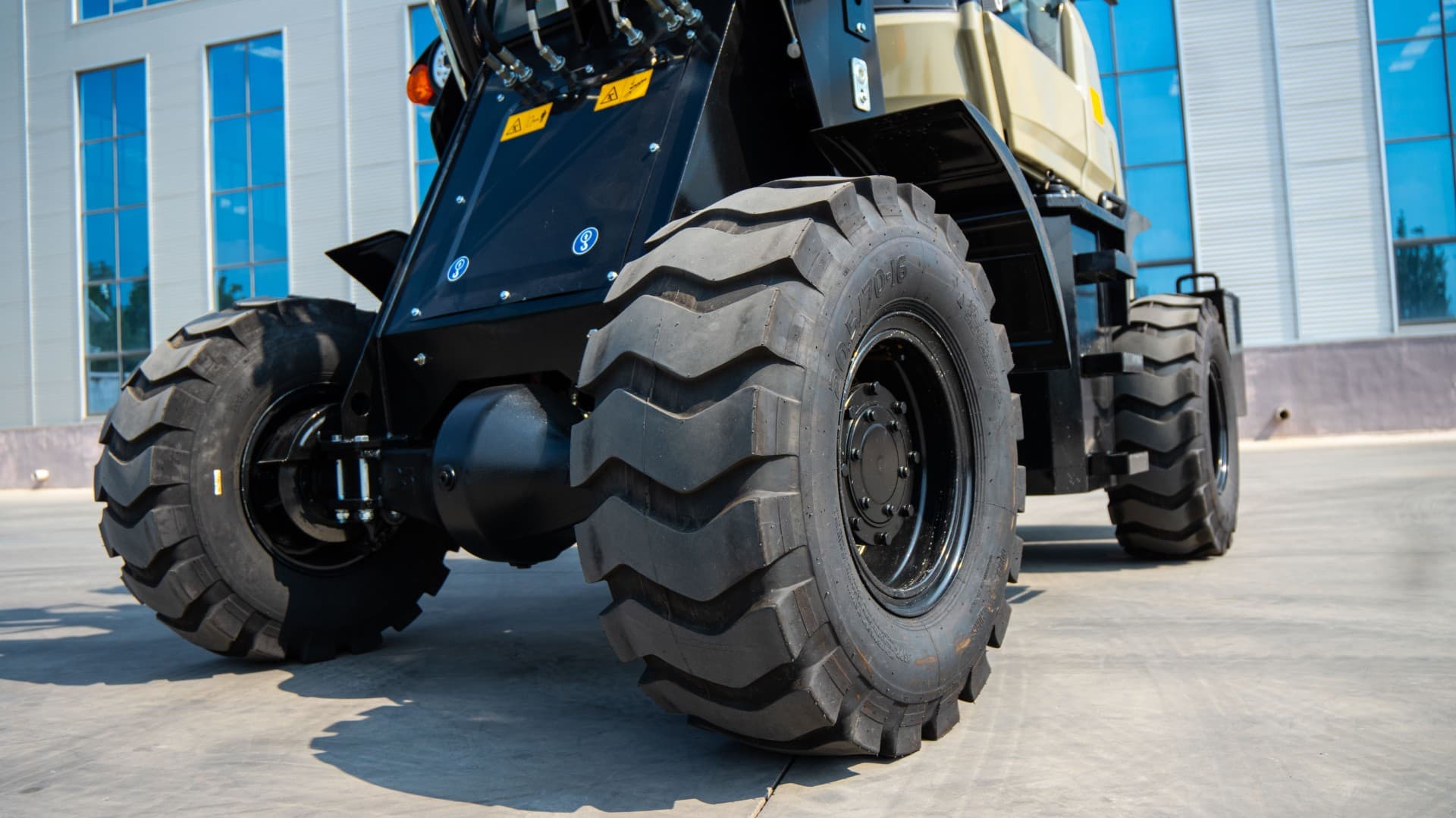 HZM 16G Front End Loader