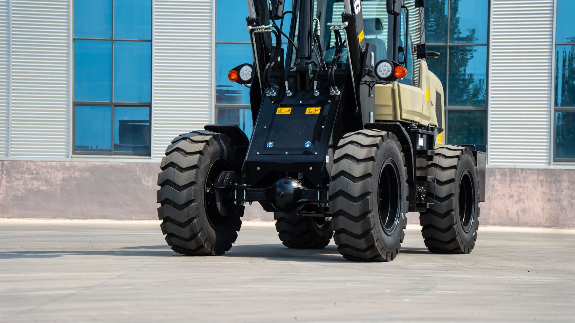 HZM 25G Front End Loader