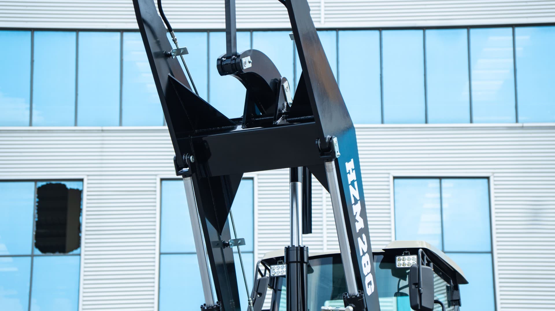 HZM 28G Front End Loader