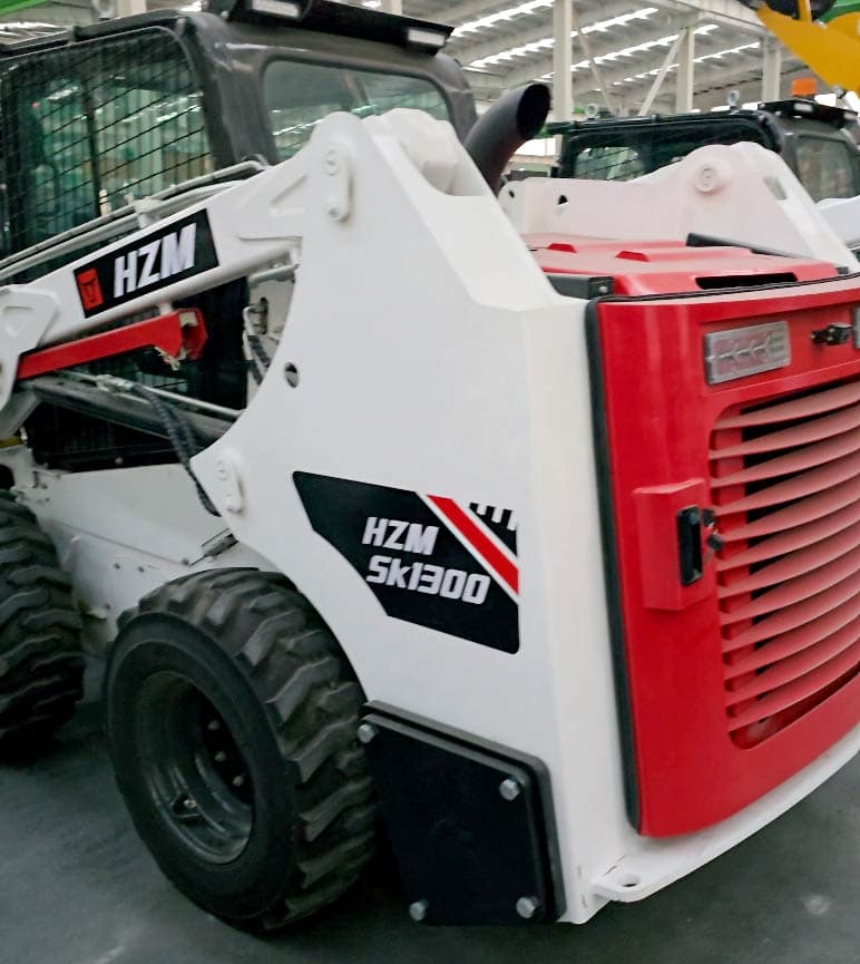 HZM SK1300 Skid Steer
