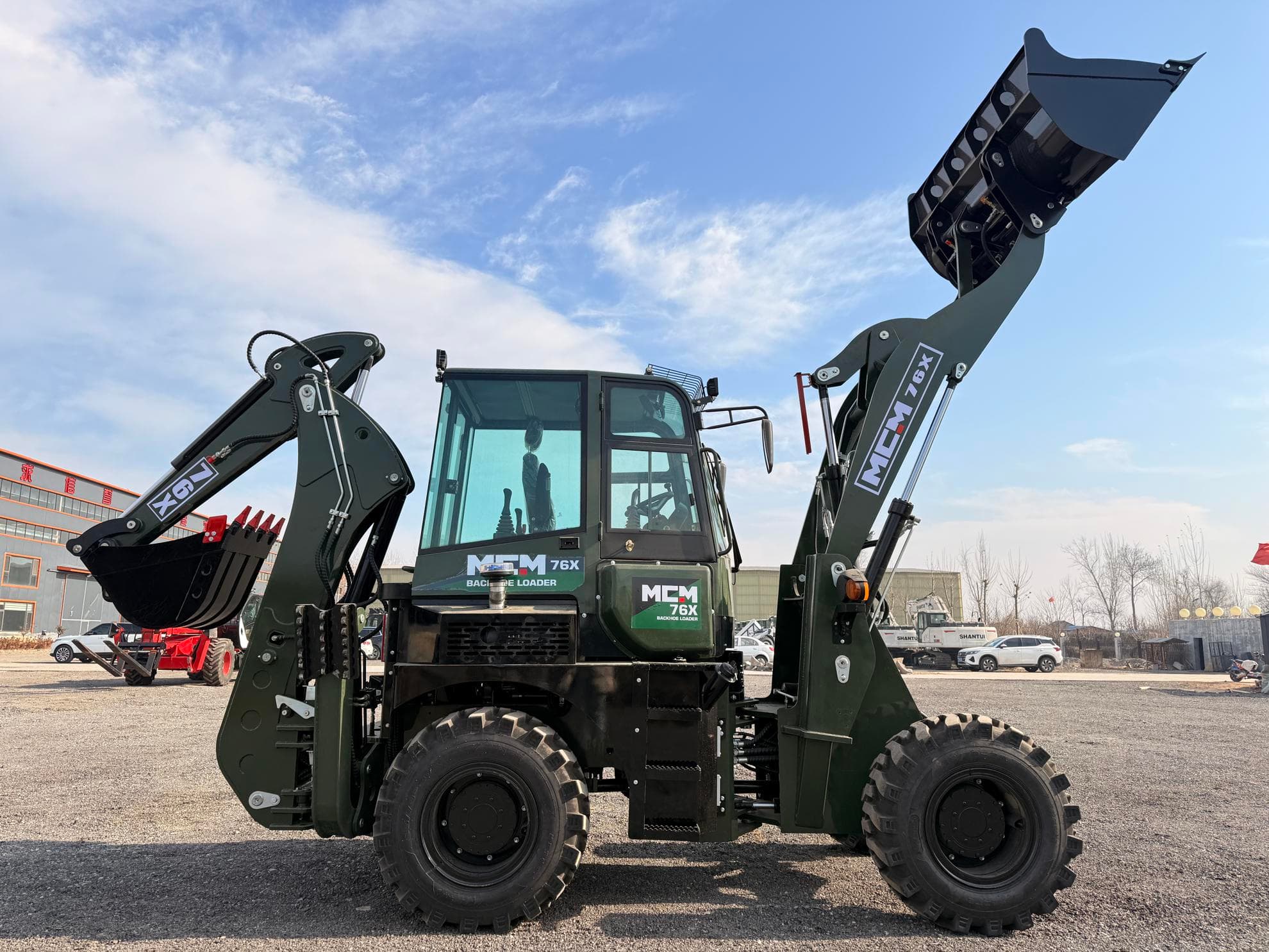 MCM 76X TLB - MCM 76X backhoe loader