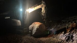 Customer photo 2 - MCM 35DS Excavator