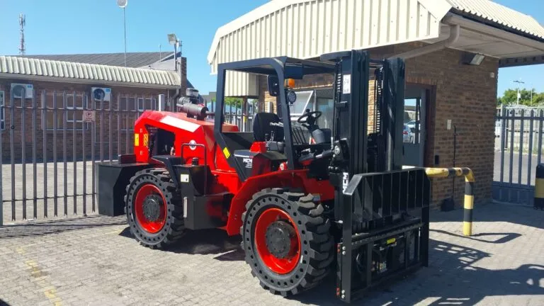 Product Launch: RTL40Q Rough Terrain Forklift