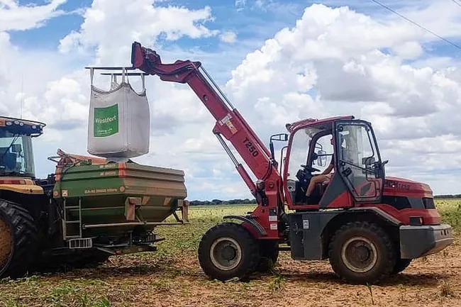 telescopic loaders